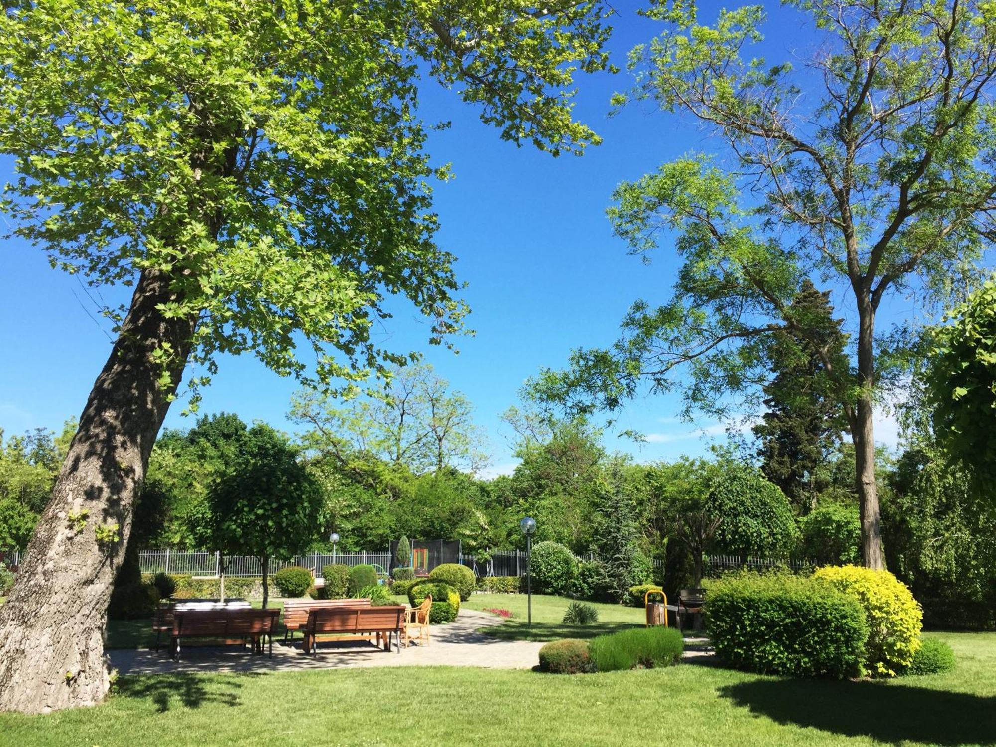 Varna Garden View Apartment Экстерьер фото